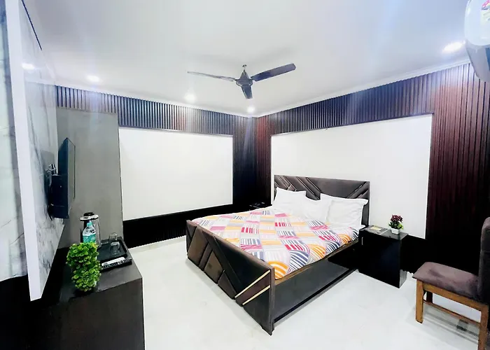 Jerry Residency - 5 Mins Away From Nizamuddin Dargah